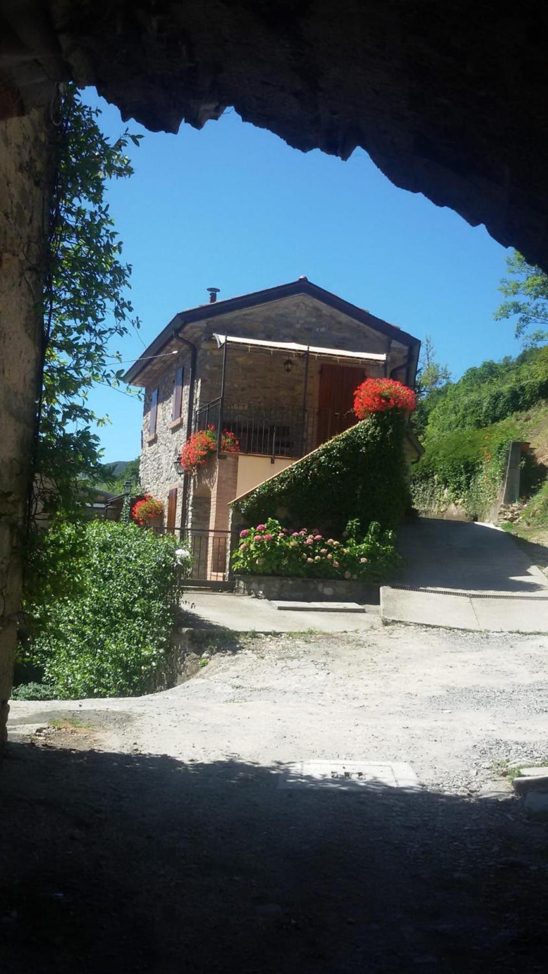 Old Village Linda - Tra Lunigiana & Cinque Terre Comano  Luaran gambar